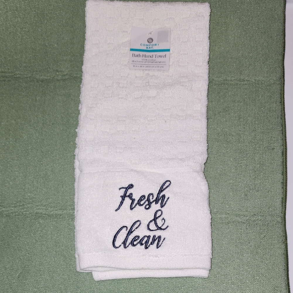 Comfort Bay White Hand Towel with Embroidery